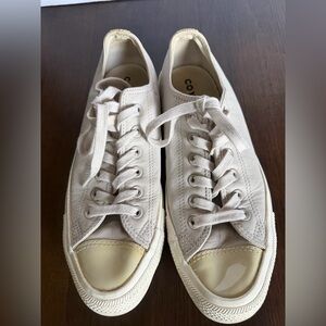 Converse Men's 6.5  white Leather Sneakers All Stars Women’s 8.5